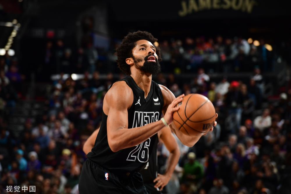 和外线防守 和外线防守